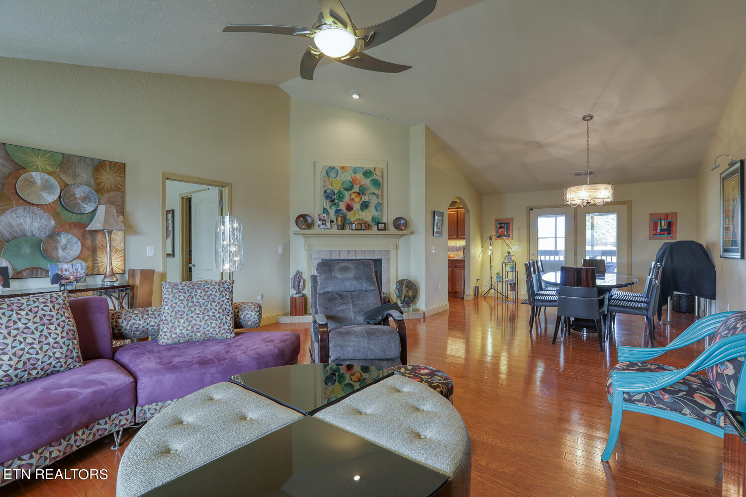 2449 Oakview Lane Sevierville, TN 37876 - Photo 9 of 41 Living/Dining Room View