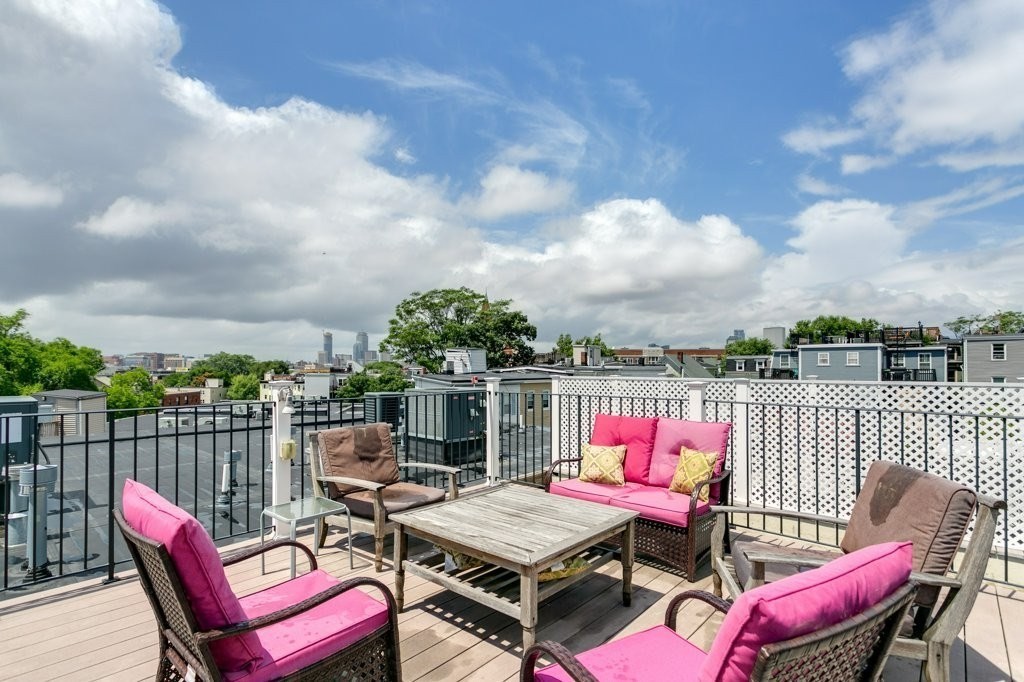 18-20 Knowlton Street, Unit 7 Boston, MA 02127 - Photo 10 of 10
