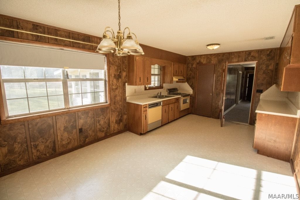 330 Lamar Street Samson, AL 36477 - Photo 3 of 31 Gallery Image 3