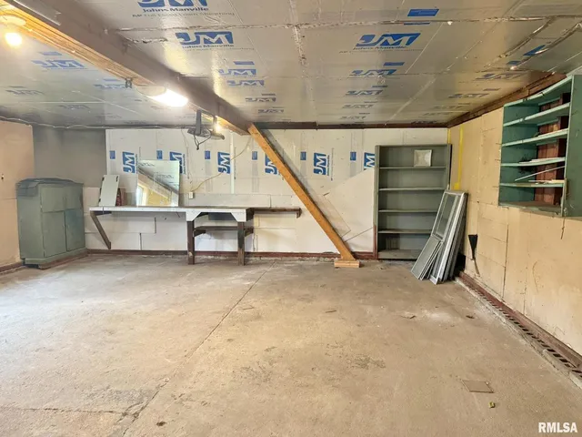 $129,900 | 1800 Market Street, Metropolis, IL 62960