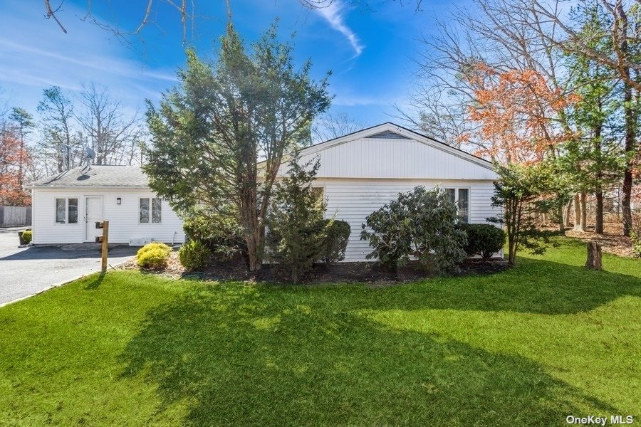 626 Canal Road Mount Sinai, NY 11766 - Photo 1 of 1 Gallery Image 1
