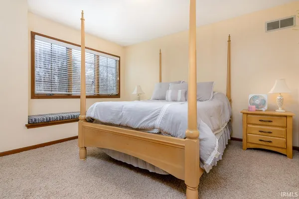 $444,000 | 3809 St Andrews Place, Elkhart, IN 46517