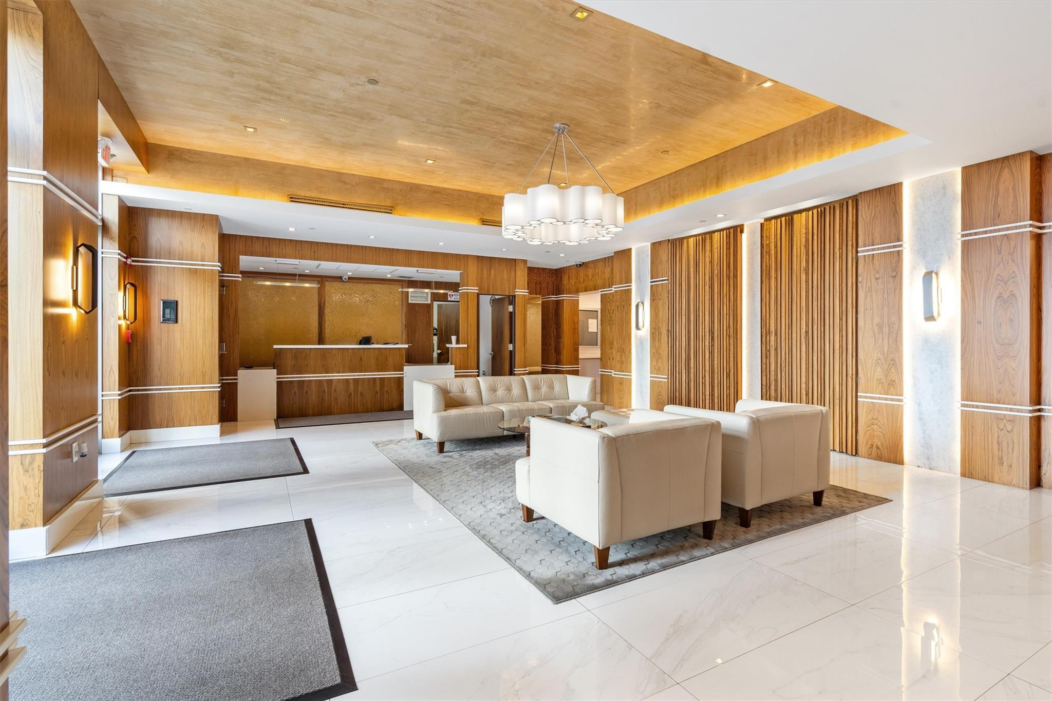 209 North Birch Road, Unit 401 Fort Lauderdale, FL 33304 - Photo 14 of 40 Photo 14