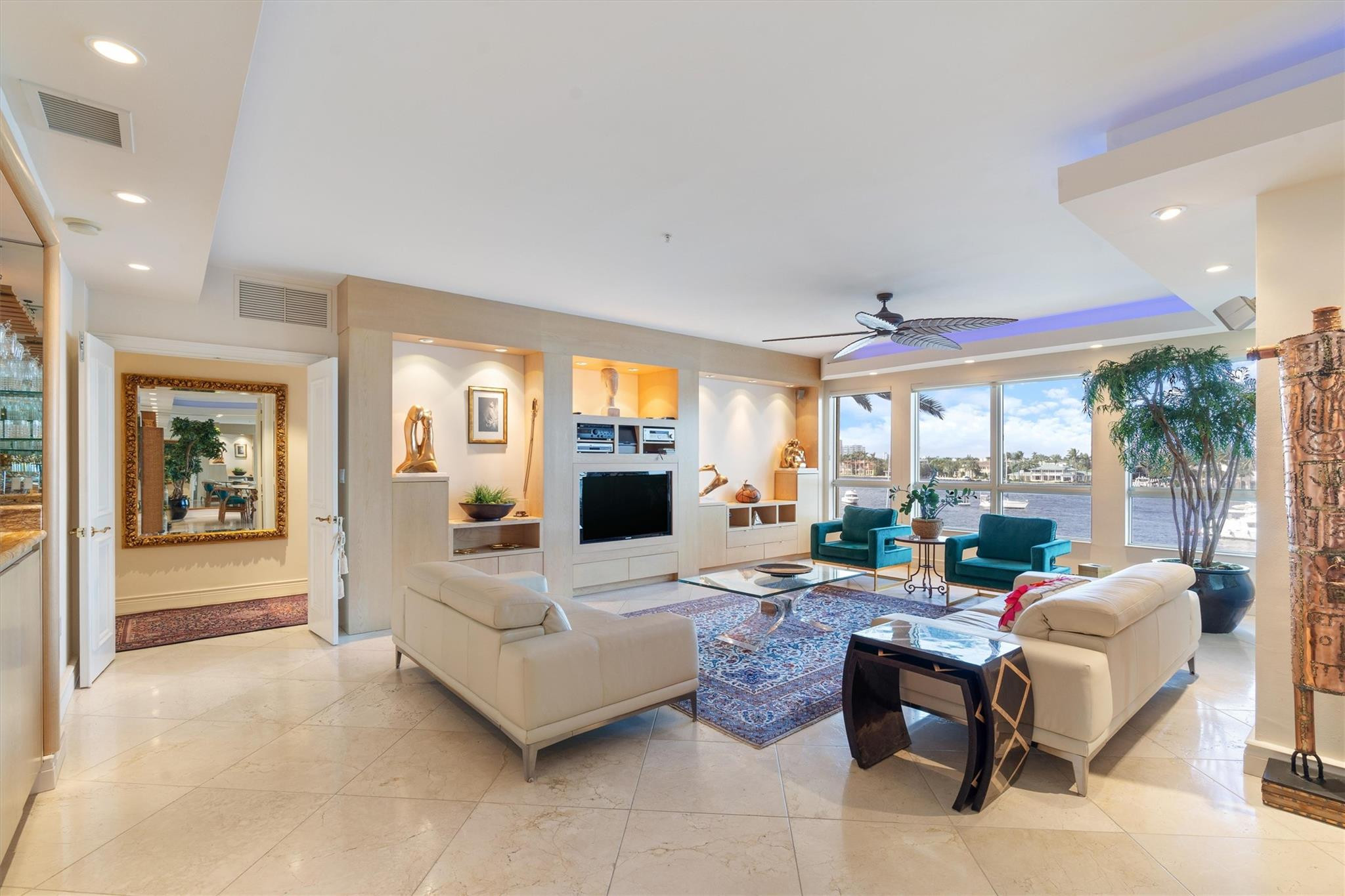 209 North Birch Road, Unit 401 Fort Lauderdale, FL 33304 - Photo 2 of 40 Photo 2