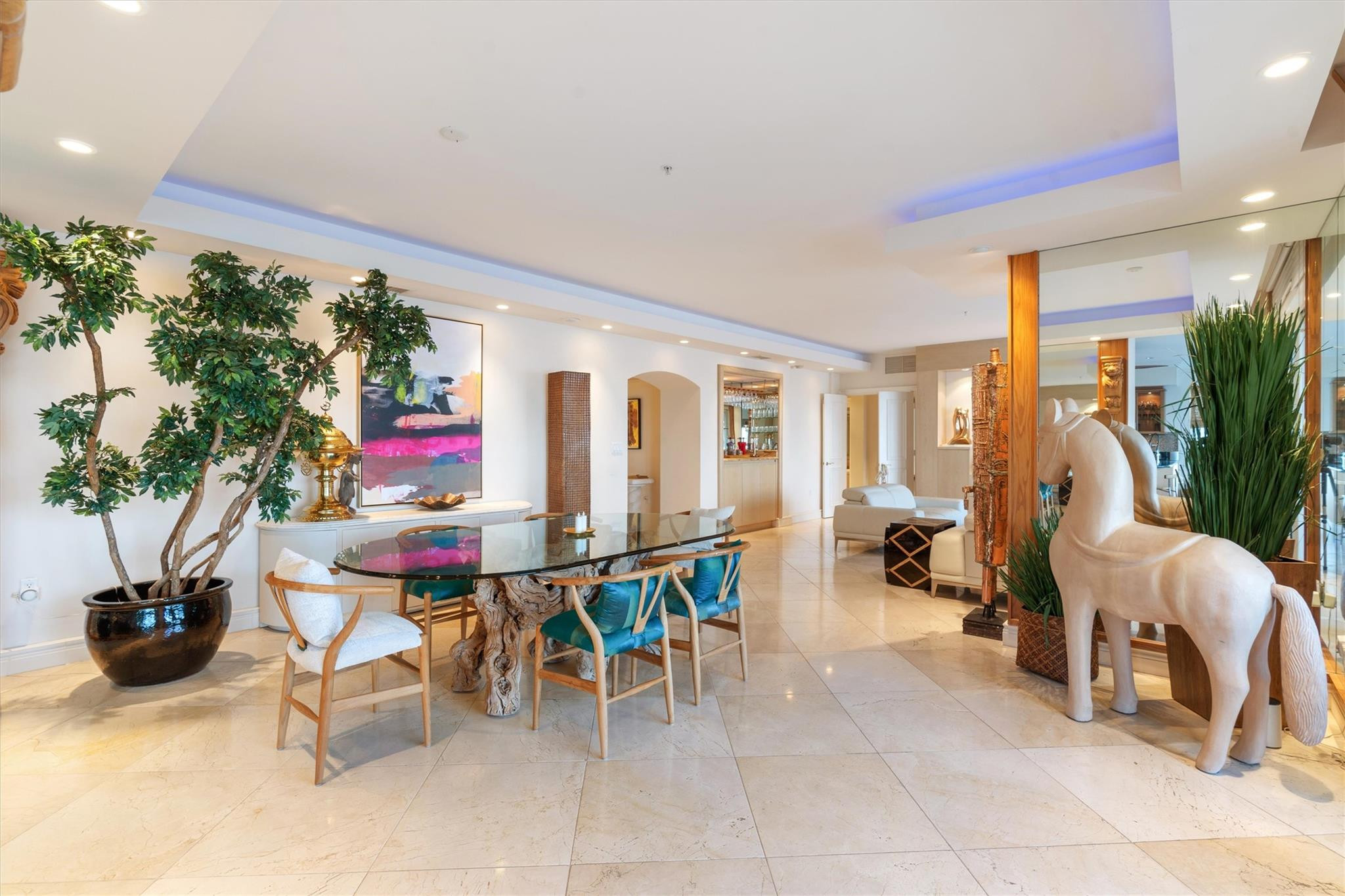 209 North Birch Road, Unit 401 Fort Lauderdale, FL 33304 - Photo 22 of 40 Photo 22