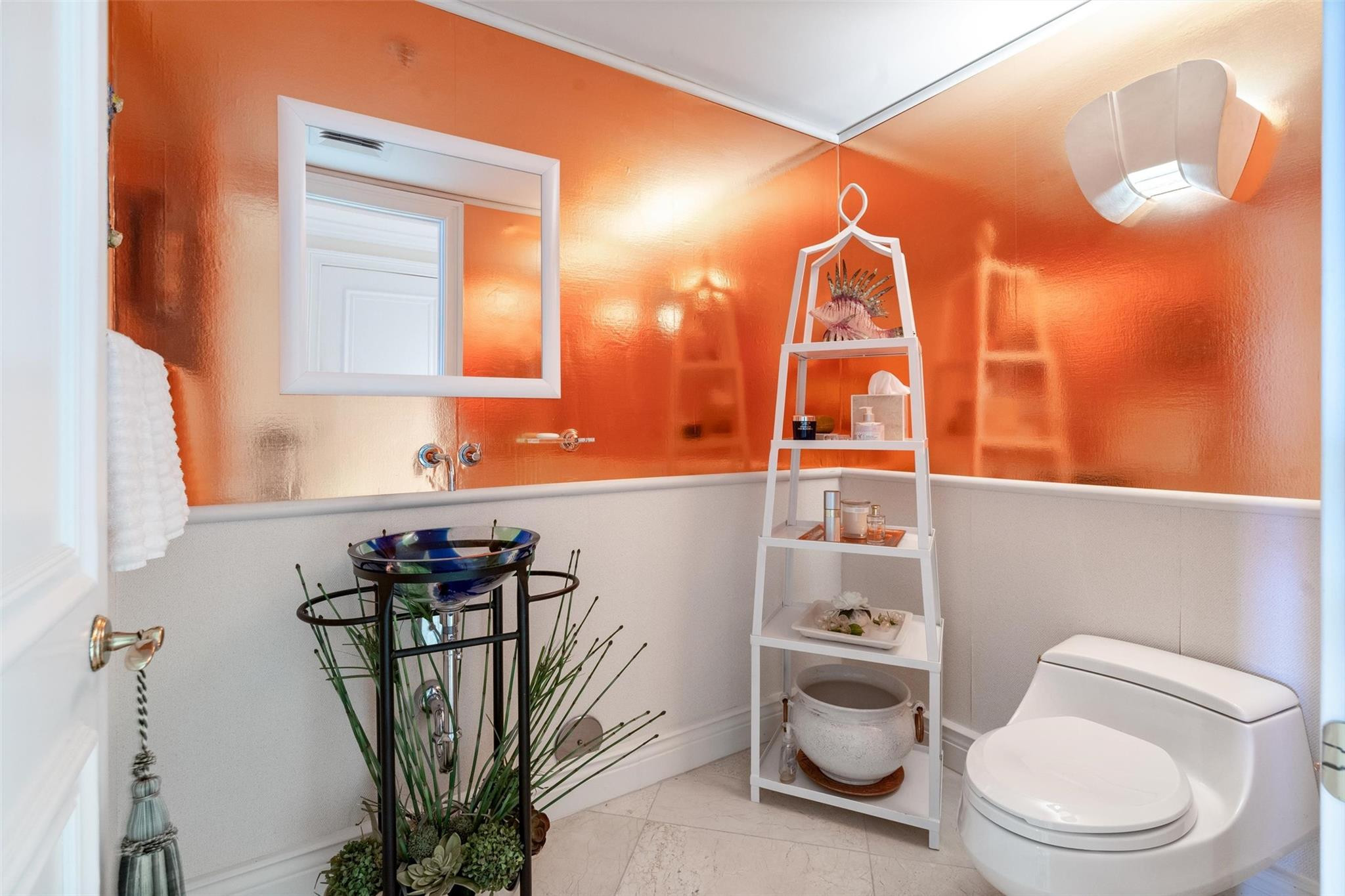 209 North Birch Road, Unit 401 Fort Lauderdale, FL 33304 - Photo 25 of 40 Photo 25