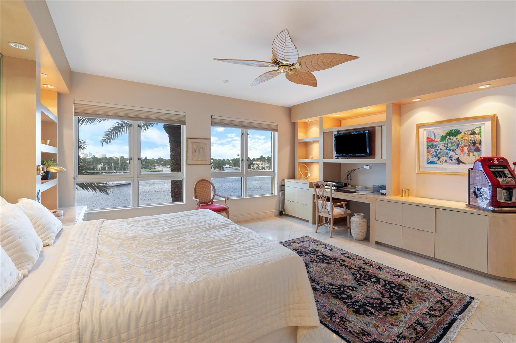 209 North Birch Road, Unit 401 Fort Lauderdale, FL 33304 - Photo 27 of 40 Photo 27