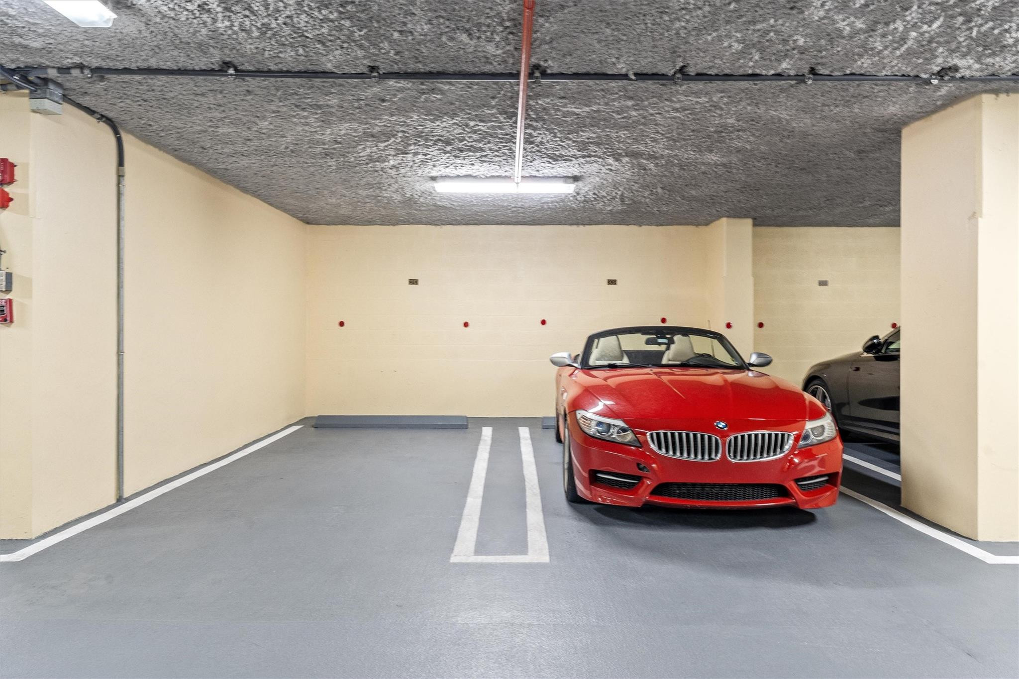 209 North Birch Road, Unit 401 Fort Lauderdale, FL 33304 - Photo 38 of 40 Photo 38