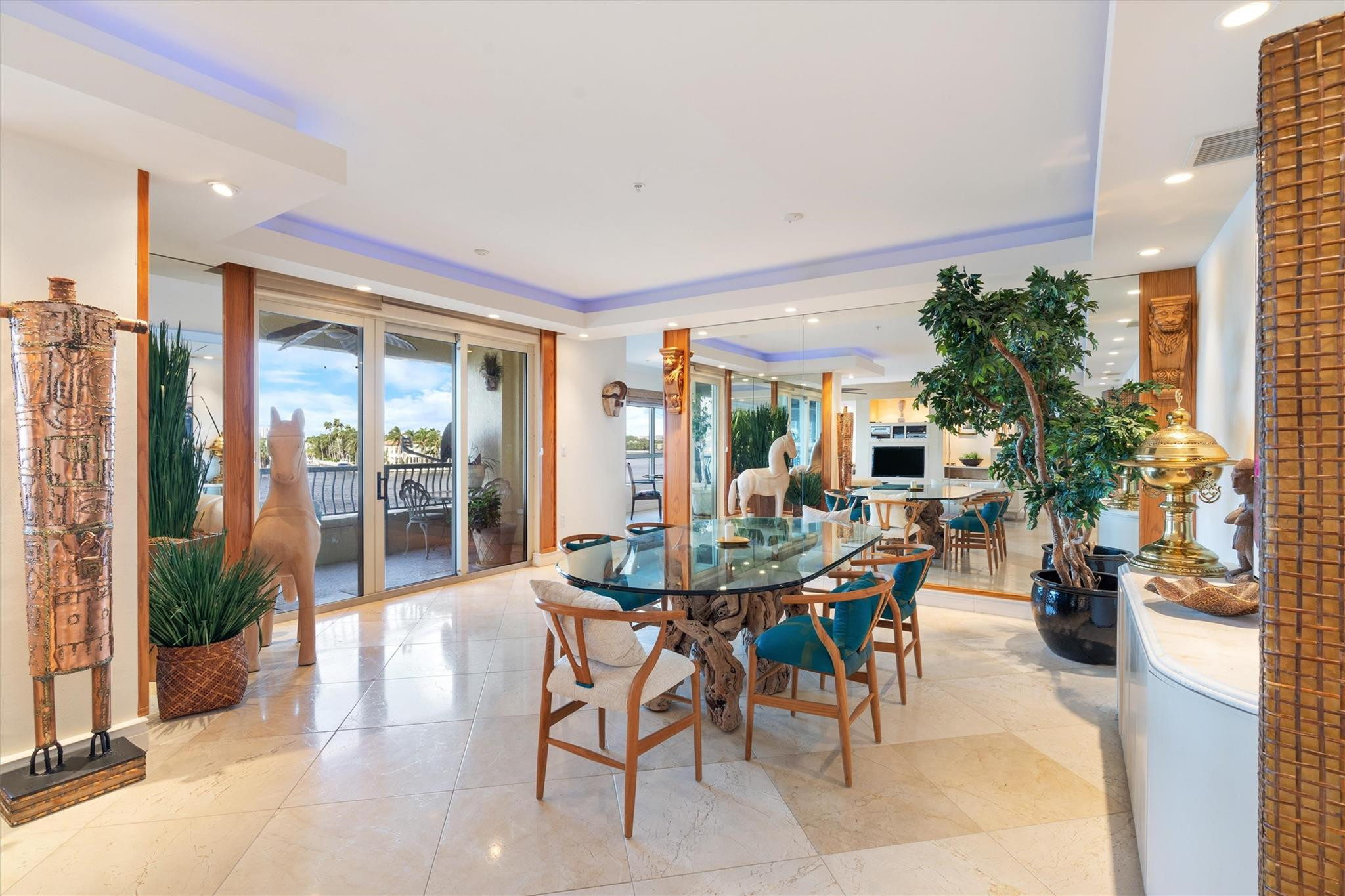 209 North Birch Road, Unit 401 Fort Lauderdale, FL 33304 - Photo 8 of 40 Photo 8