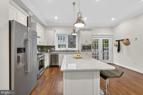 $949,000 | 600 Harvard Street Northwest, Unit 1, Washington, DC 20001