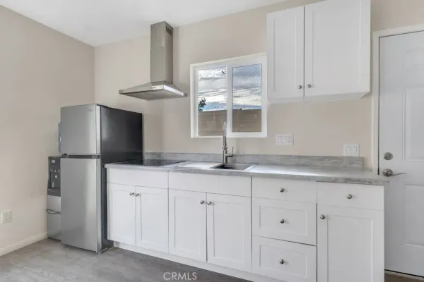 $1,900 | 7758 Mason Avenue, Winnetka, CA 91306