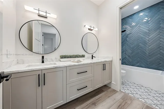 $3,750,000 | 325 Fairway West, Tequesta, FL 33469