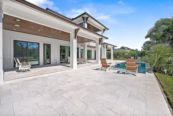 $3,475,000 | 325 Fairway West, Tequesta, FL 33469
