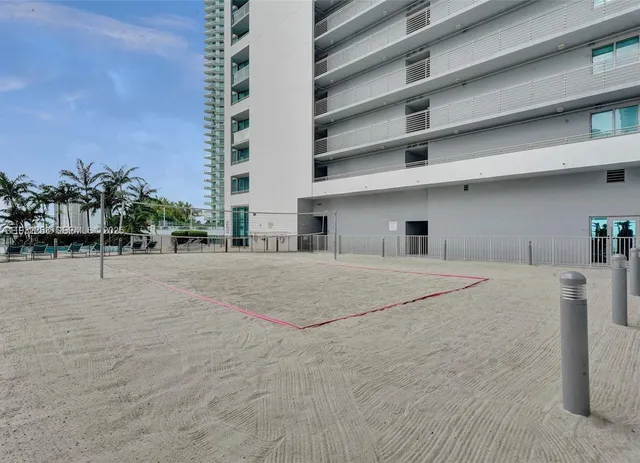 $4,050 | 888 Biscayne Boulevard, Unit 609, Miami, FL 33132