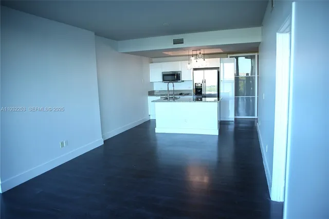 $4,050 | 888 Biscayne Boulevard, Unit 609, Miami, FL 33132