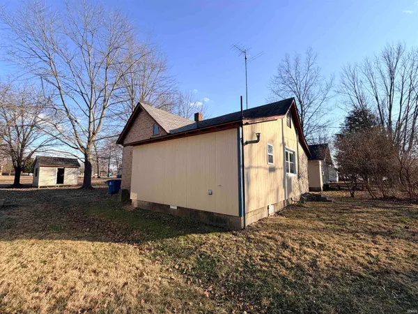 $40,000 | 353 North Park Avenue, Jasonville, IN 47438