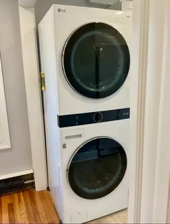 a close up view of washer and dryer