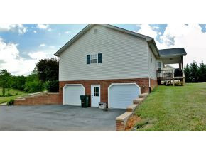 385 Sliger Road Jonesborough, TN 37659 - Photo 15 of 19 2 Car Garage