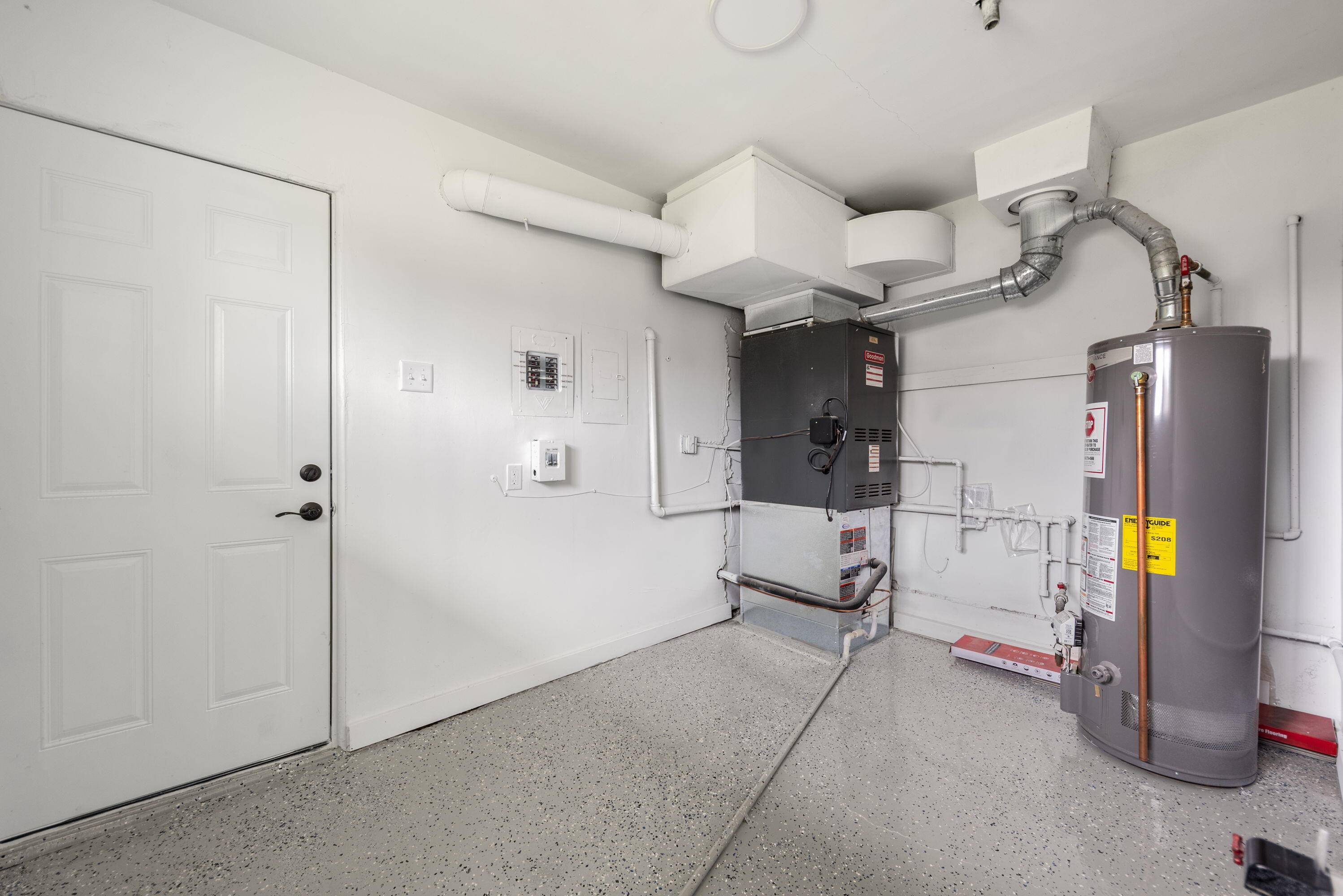 5585 Jackson Street Merrillville, IN 46410 - Photo 16 of 17 2996x2000