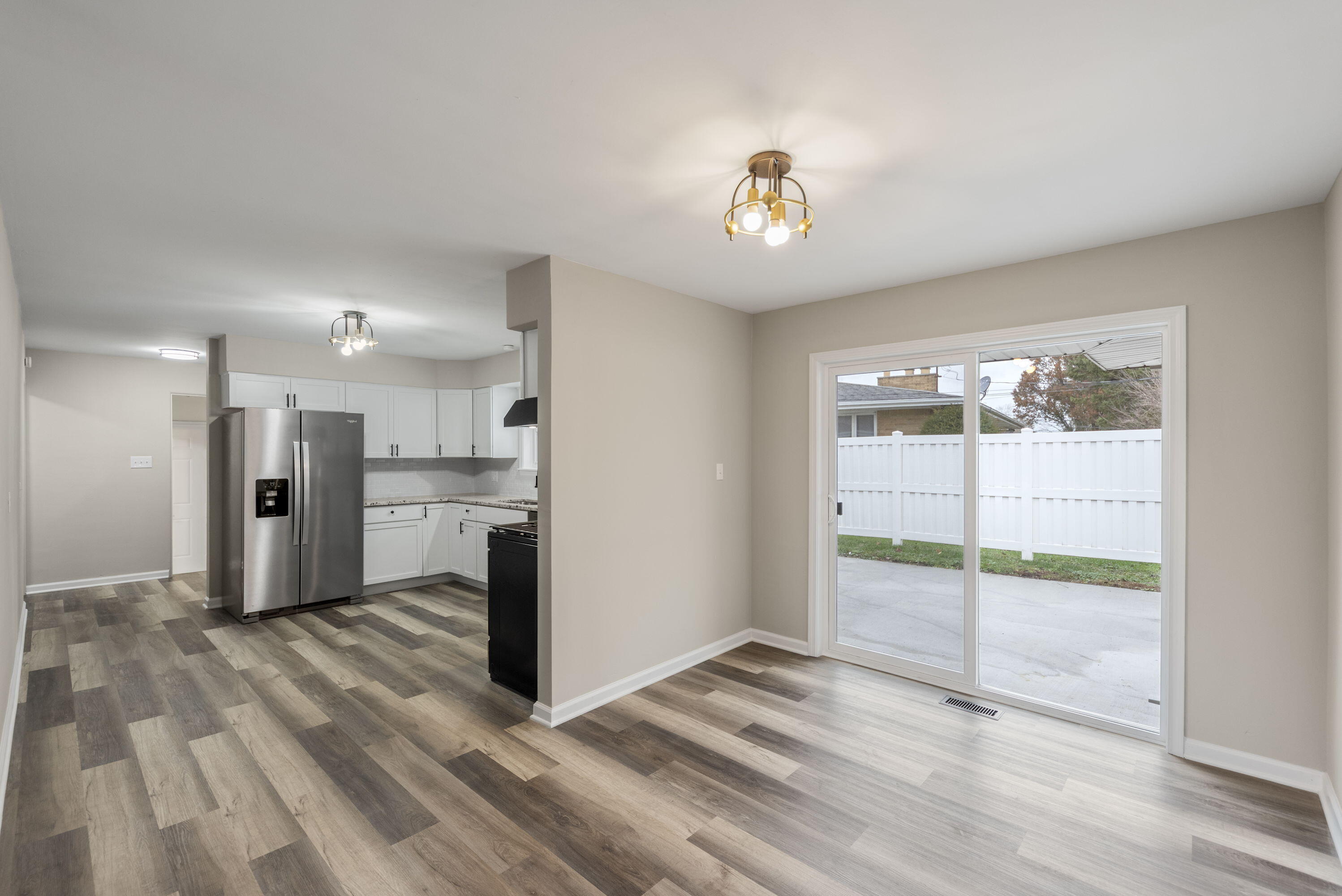 5585 Jackson Street Merrillville, IN 46410 - Photo 5 of 17 2996x2000