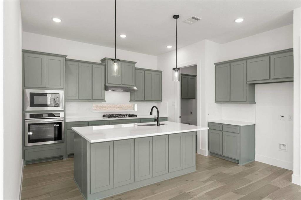 817 Meadow Spring Lane Anna, TX 75409 - Photo 12 of 34 Interior Image