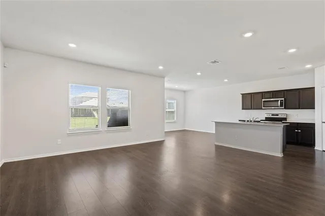 $2,825 | 1287 Delmita Drive, Unit 1287, Forney, TX 75126