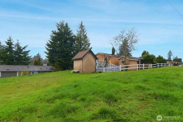 $560,000 | 12611 Northeast 197th Street, Bothell, WA 98011