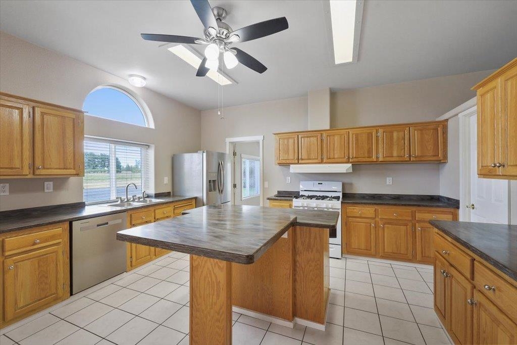 18616 South Smythe Road Spokane, WA 99224 - Photo 11 of 46