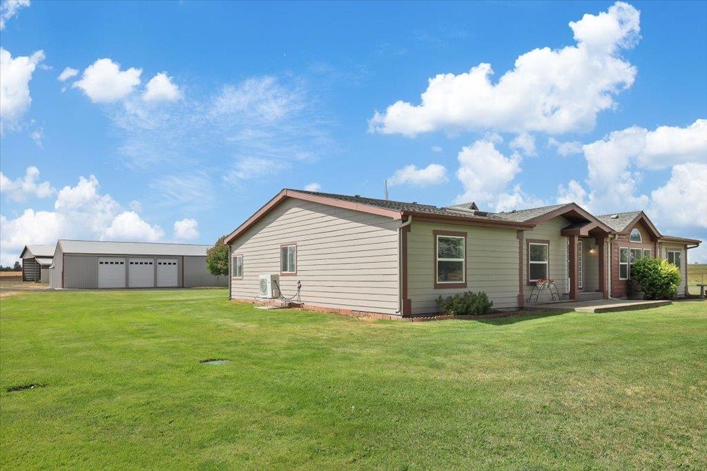 18616 South Smythe Road Spokane, WA 99224 - Photo 4 of 46