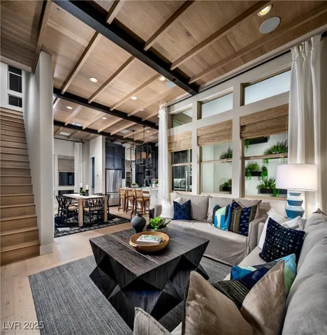 $589,000 | 667 Fortis Creek Street, Las Vegas, NV 89138