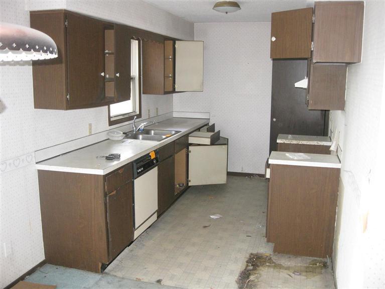 1248 Poulson Road Muskegon, MI 49445 - Photo 3 of 10 Additional Photo