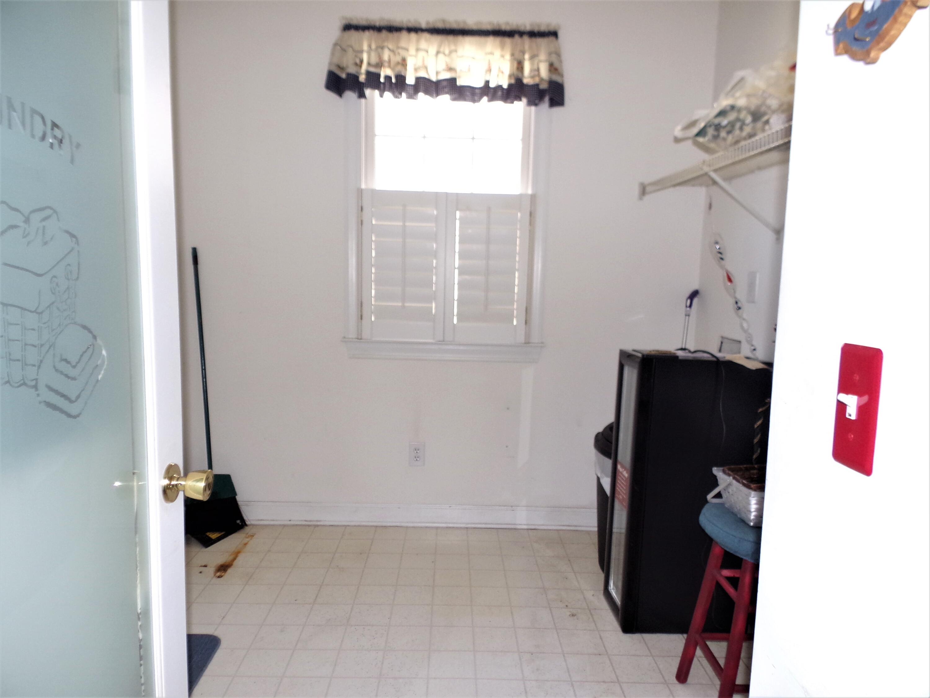 3036 Linksland Road Mount Pleasant, SC 29466 - Photo 15 of 21 100_1046