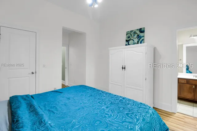 $705,000 | 29 Lakes Crossing, Bluffton, SC 29910