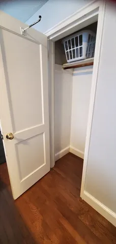 a view of empty room with an empty space