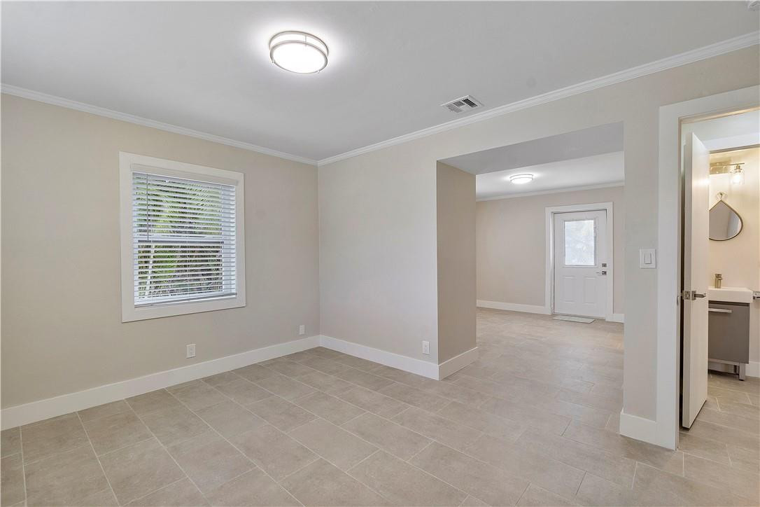 250 Northwest 10th Street Boca Raton, FL 33432 - Photo 13 of 47 Primary Bedroom