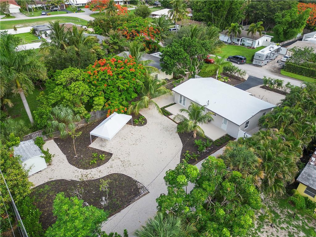 250 Northwest 10th Street Boca Raton, FL 33432 - Photo 26 of 47 Backyard aerial view
