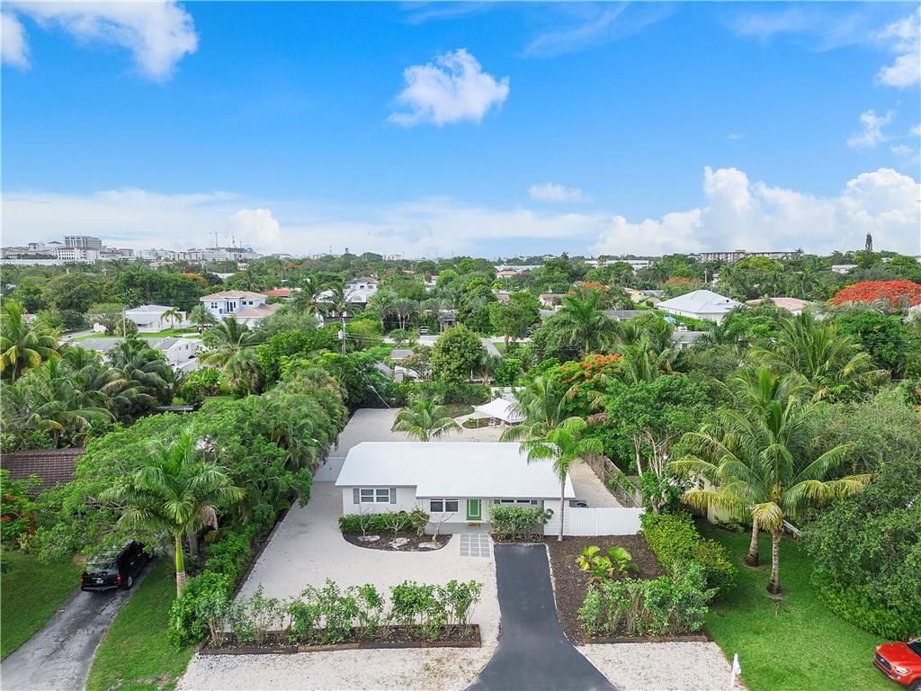 250 Northwest 10th Street Boca Raton, FL 33432 - Photo 3 of 47 Photo 3