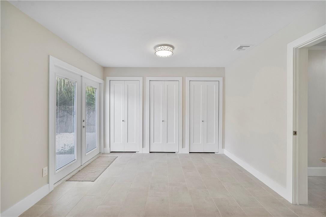 250 Northwest 10th Street Boca Raton, FL 33432 - Photo 10 of 47 Photo 10