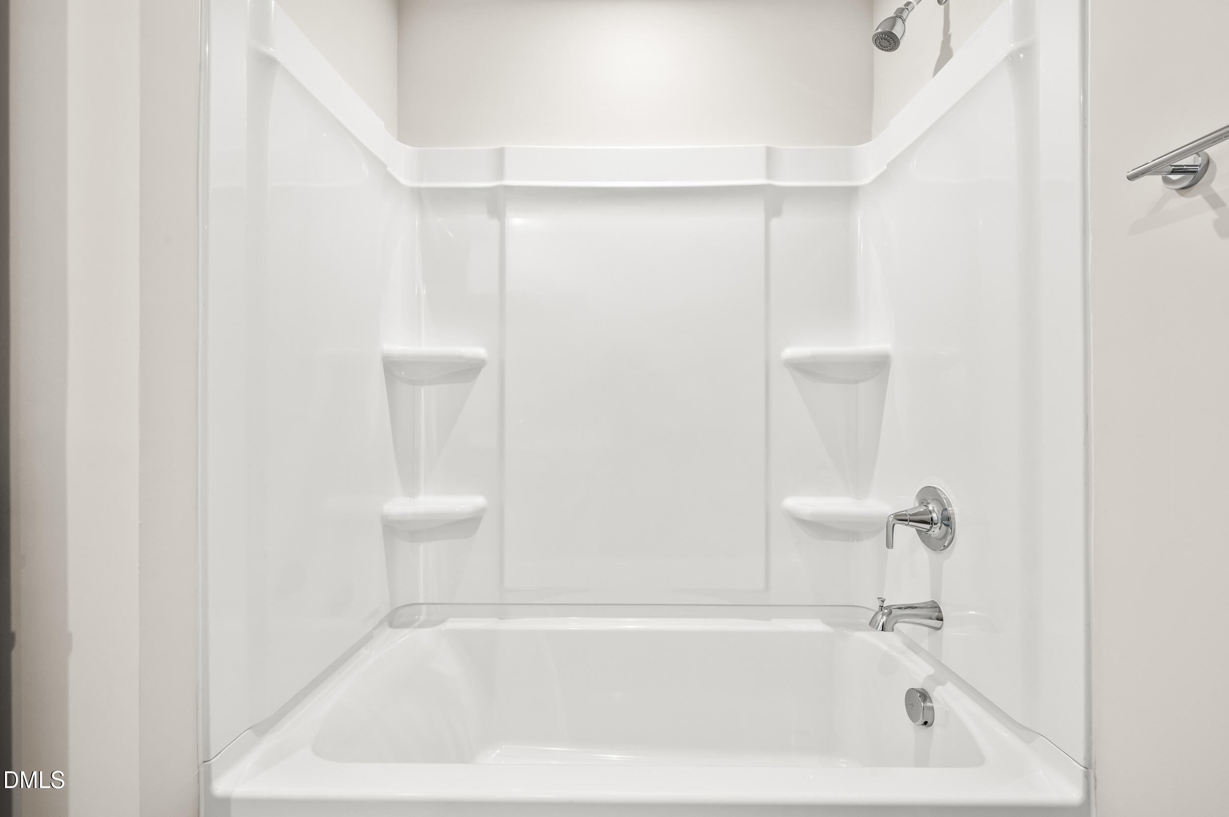 129 Cavalier Rider Run Wendell, NC 27591 - Photo 23 of 38 a bathroom with a bathtub