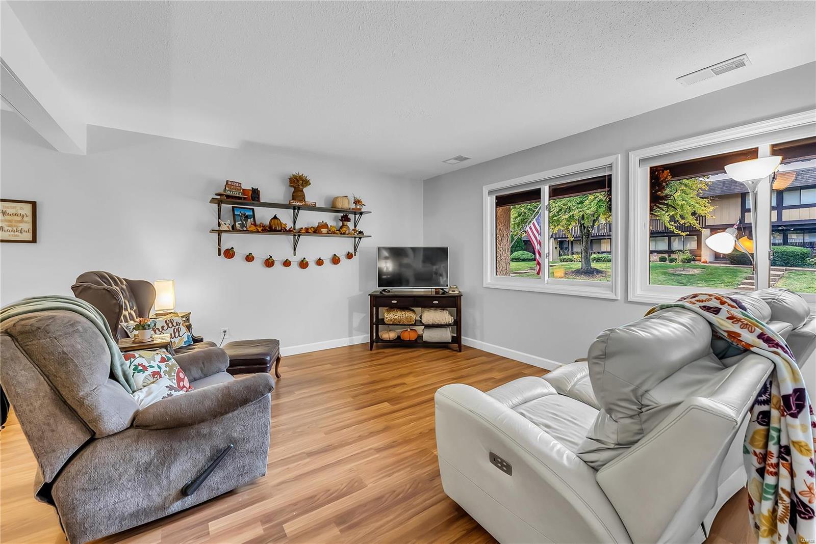 2625 Hampton Road, Unit B St. Charles, MO 63303 - Photo 4 of 47 Gallery Image 4