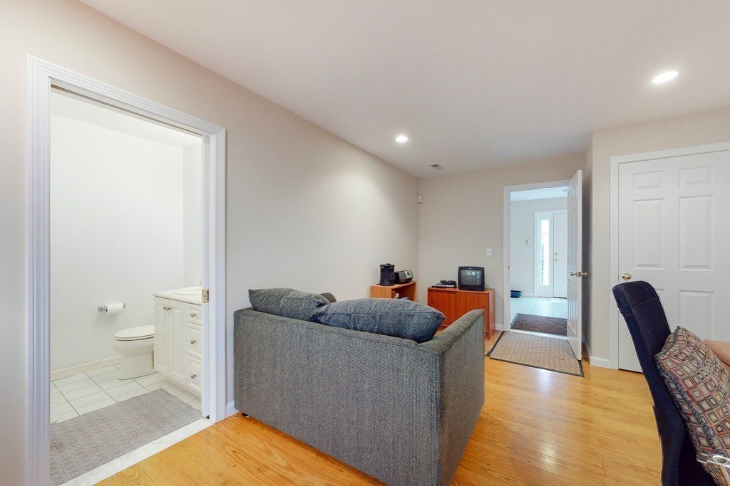 600 Trapelo Road, Unit 16 Waltham, MA 02452 - Photo 23 of 37 Gallery Image 23