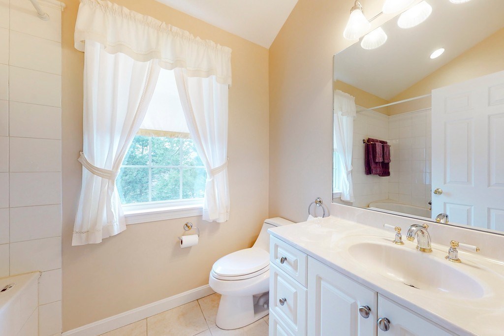 600 Trapelo Road, Unit 16 Waltham, MA 02452 - Photo 25 of 37 Gallery Image 25
