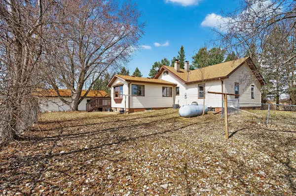 $650,000 | 2270 397th Avenue Northeast, Stanchfield, MN 55080