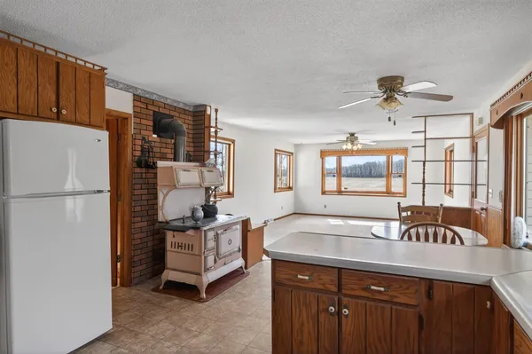 $650,000 | 2270 397th Avenue Northeast, Stanchfield, MN 55080