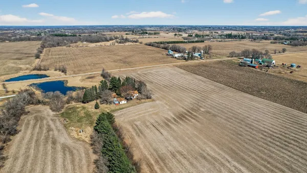 $650,000 | 2270 397th Avenue Northeast, Stanchfield, MN 55080