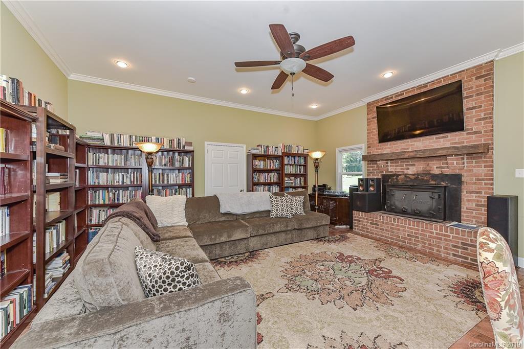 6140 Potter Road Matthews, NC 28104 - Photo 13 of 40 Gallery Image 13