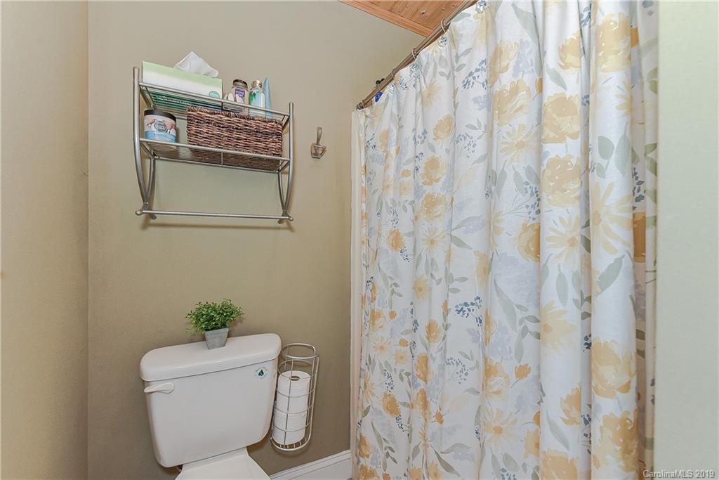 6140 Potter Road Matthews, NC 28104 - Photo 15 of 40 Gallery Image 15