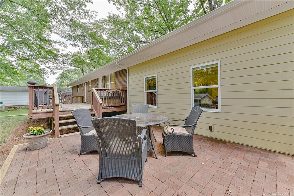 6140 Potter Road Matthews, NC 28104 - Photo 29 of 40 Gallery Image 29