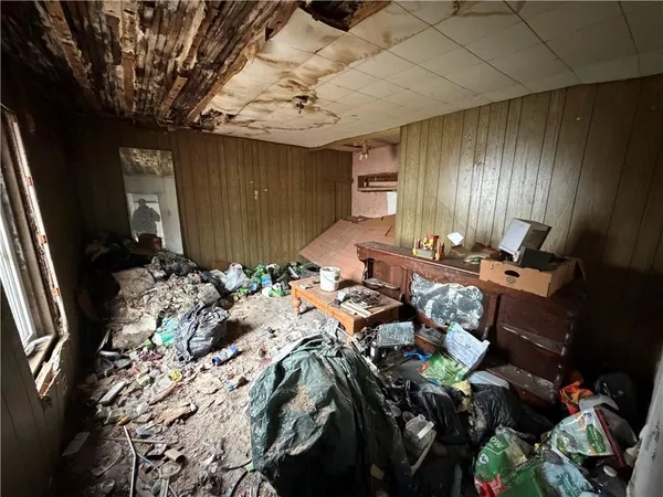 a view of a interior of the house