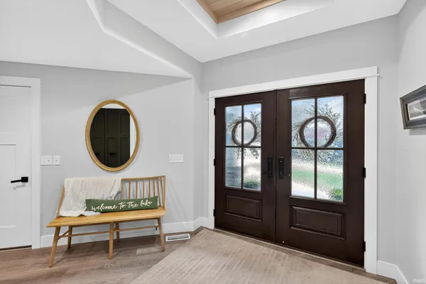 $995,000 | 25955 Lake Drive, Elkhart, IN 46514